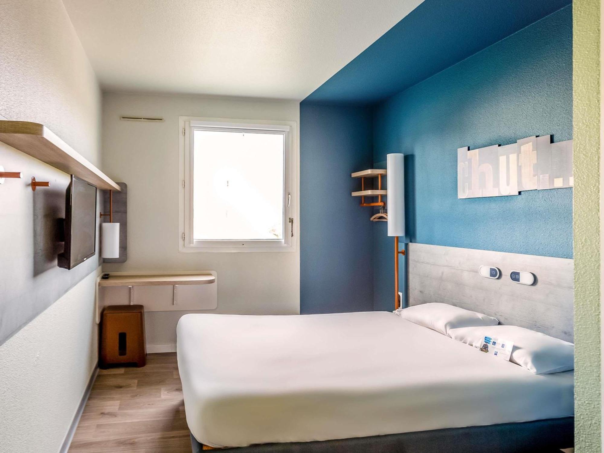Ibis Budget Pertuis Portes Du Luberon Ngoại thất bức ảnh