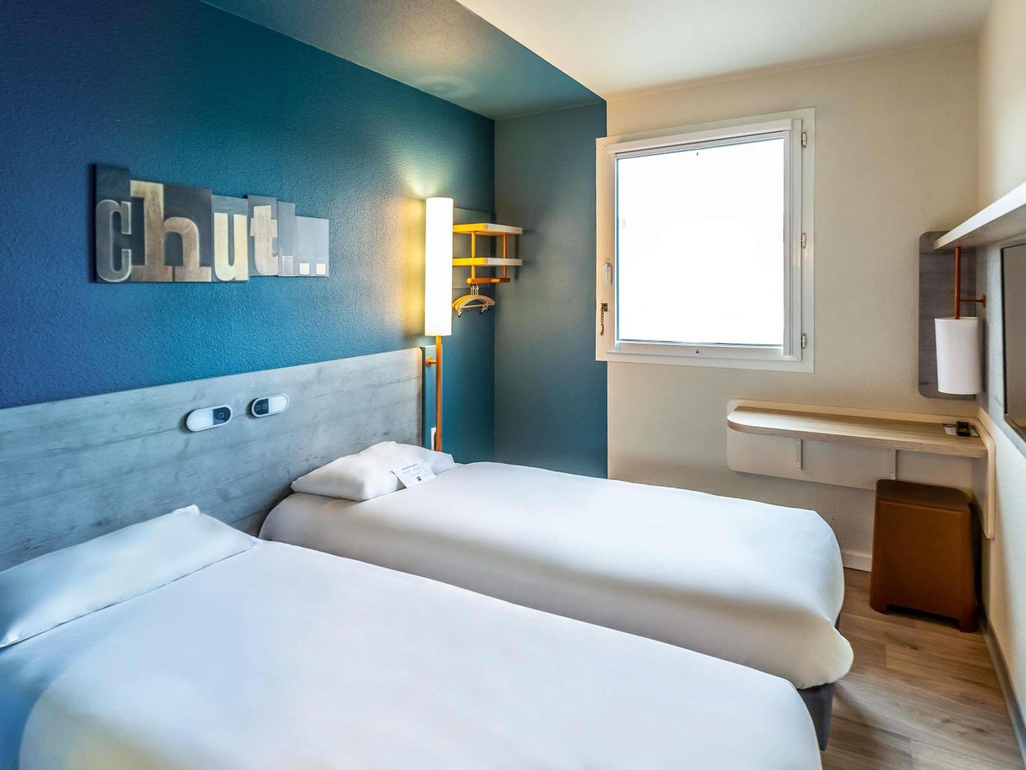 Ibis Budget Pertuis Portes Du Luberon Ngoại thất bức ảnh
