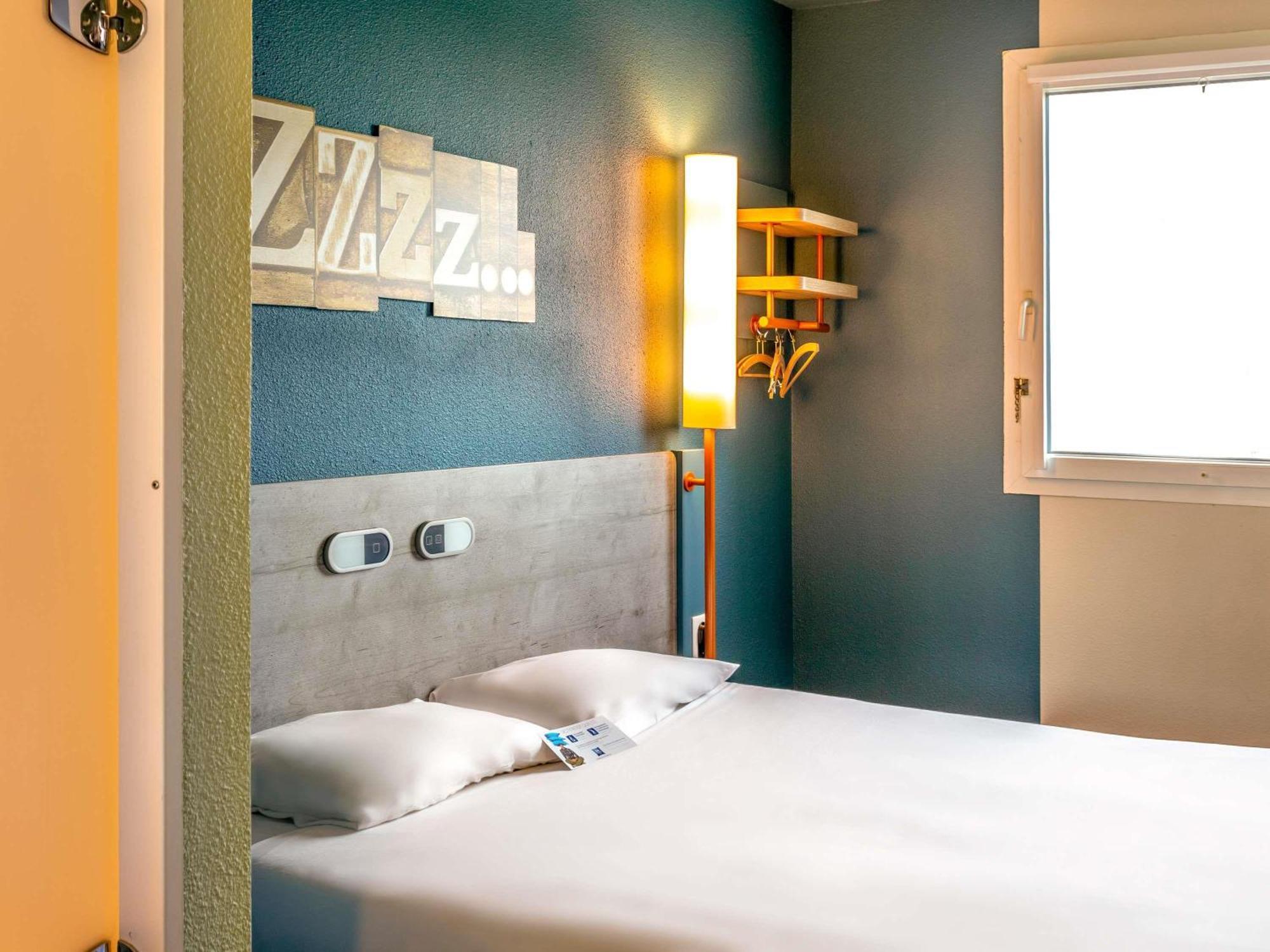 Ibis Budget Pertuis Portes Du Luberon Ngoại thất bức ảnh